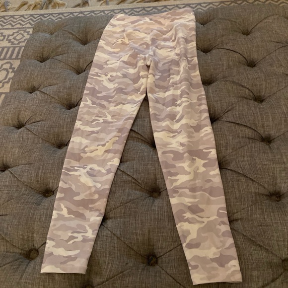 Kyodan Grey And White Camouflage Leggings - Picture 1 of 4